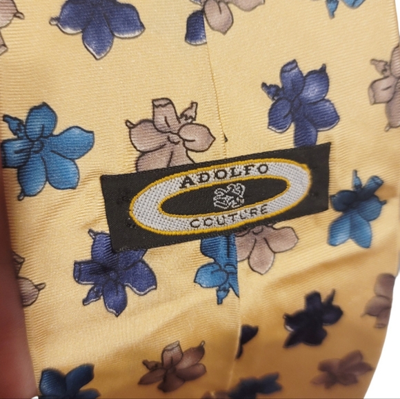 Men's Tie by Adolfo Couture 100% Silk Vintage 4" Wide - Picture 3 of 5